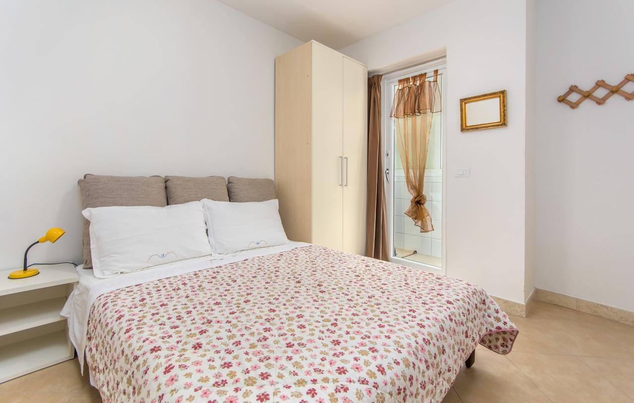 Apartment Riva Πόρετς Εξωτερικό φωτογραφία